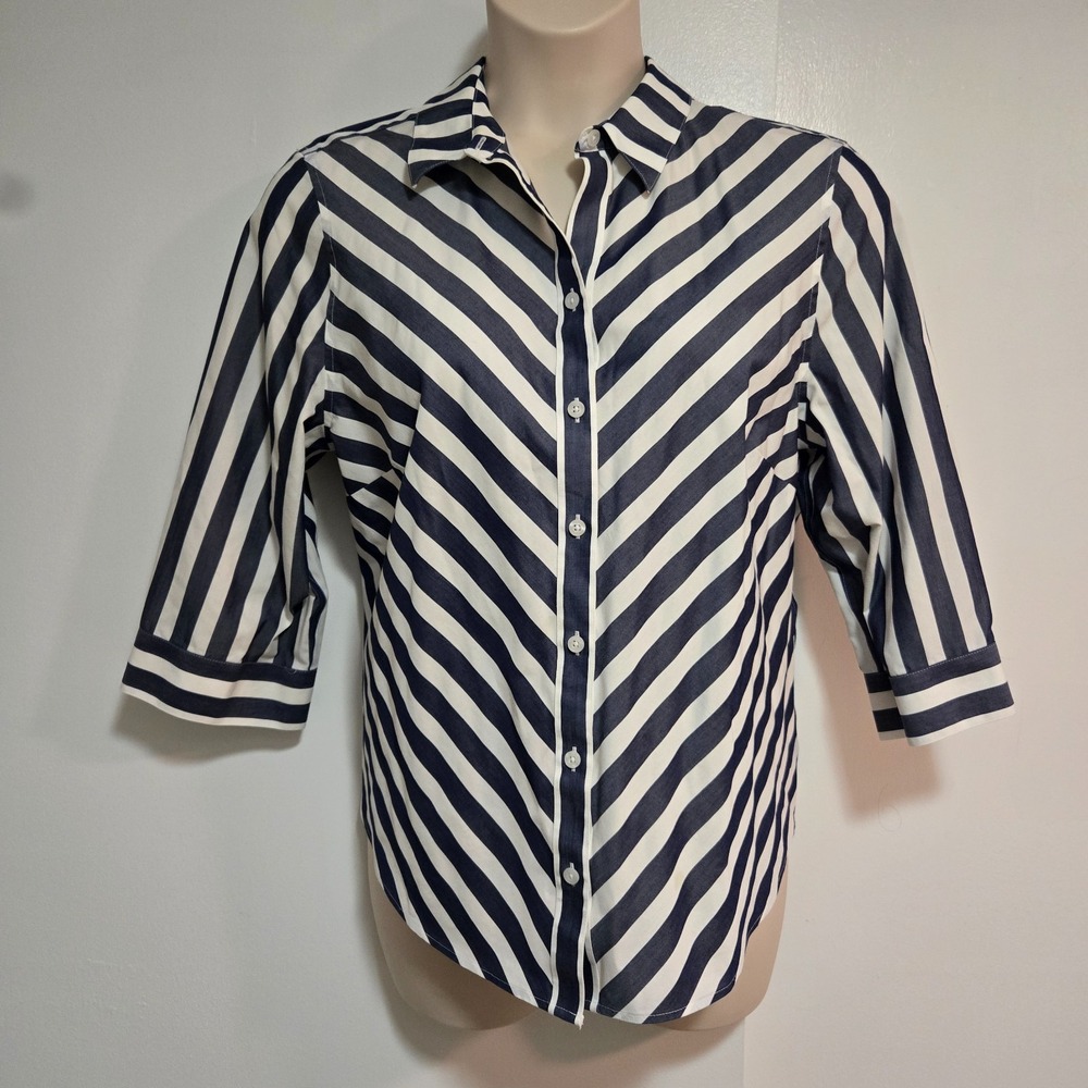 Chico's Size 3 (XL) Blue White Cotton Blouse No-Iron Stain-Shield Chevron Stripe